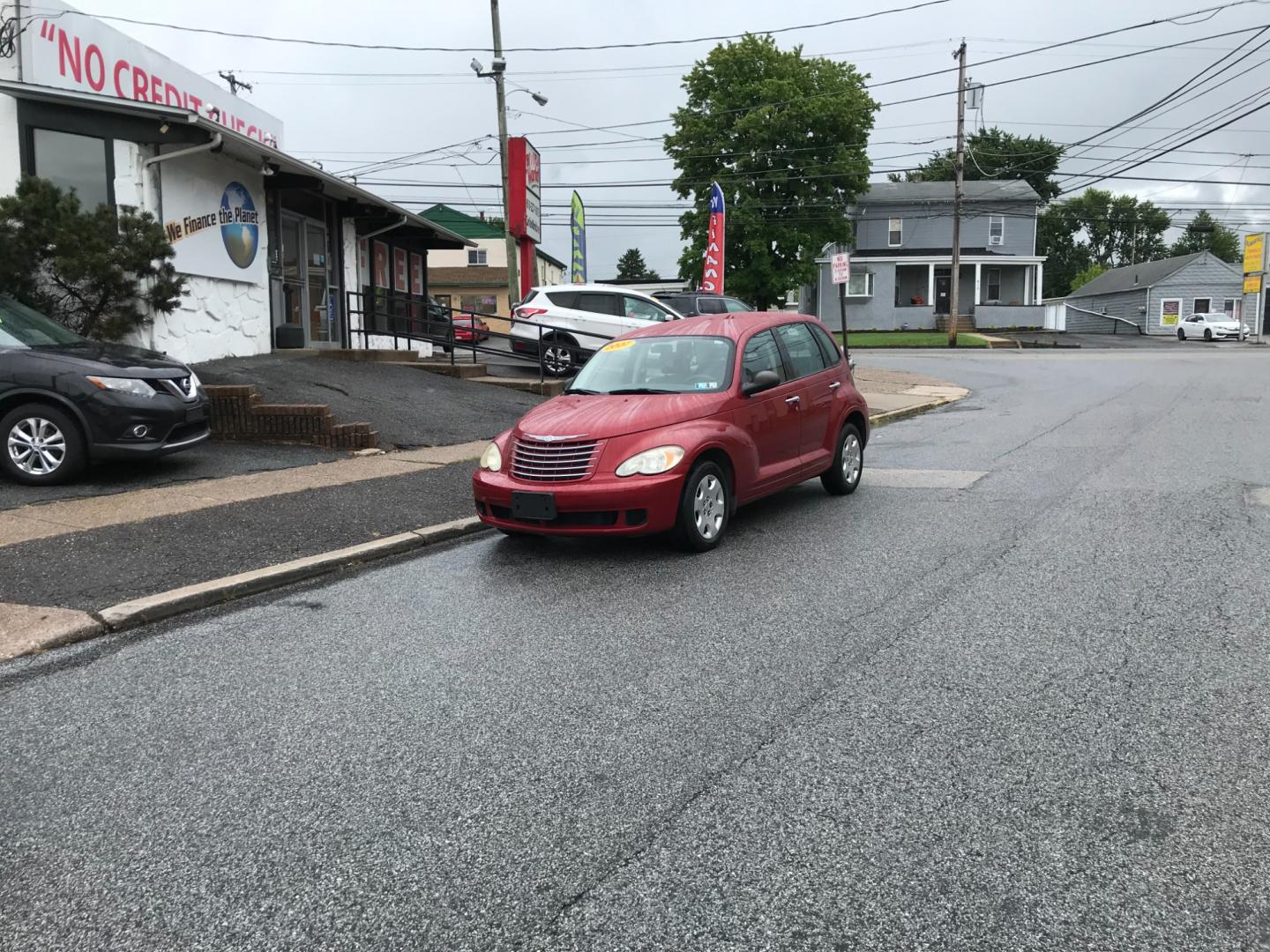 2007 Red /Tan Chrysler PT Cruiser Base (3A4FY48B57T) with an 2.4L L4 DOHC 16V engine, Automatic transmission, located at 577 Chester Pike, Prospect Park, PA, 19076, (610) 237-1015, 39.886154, -75.302338 - 07 Chrysler PT Cruiser: only 119k miles, great on gas, new PA inspection, SUPER clean, runs GREAT! *Vehicle sold as-is* - Photo#1