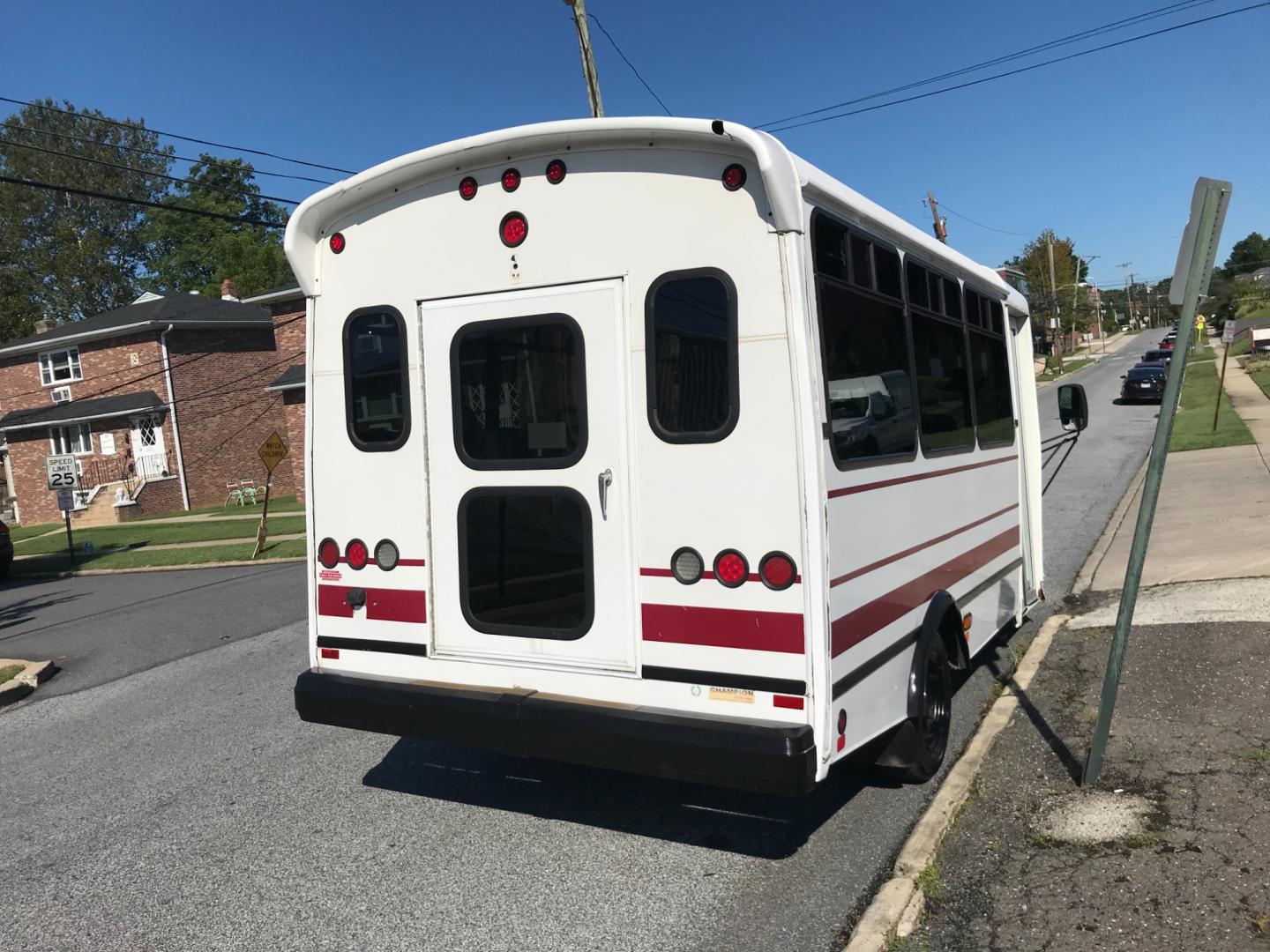 2012 White /Gray Chevrolet Express 3500 BUS (1GB3G3BLXC1) with an 6.6L engine, Automatic transmission, located at 577 Chester Pike, Prospect Park, PA, 19076, (610) 237-1015, 39.886154, -75.302338 - Photo#4