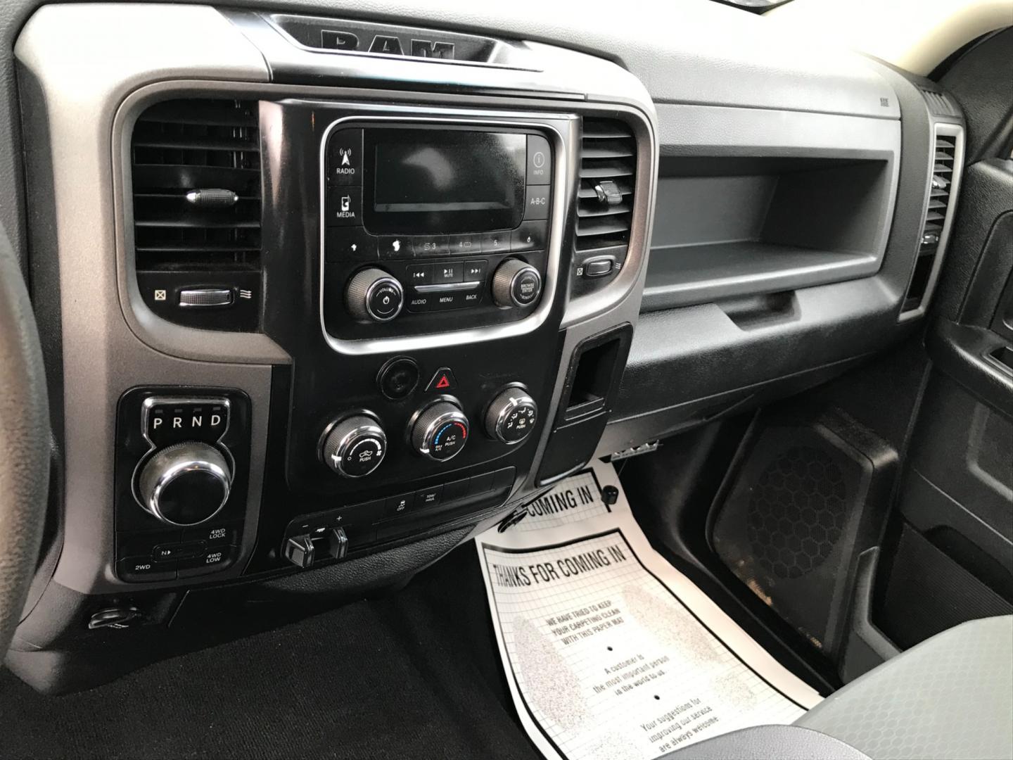 2018 White /Gray RAM 1500 Tradesman Crew Cab LWB 4WD (1C6RR7ST5JS) with an 5.7L V8 OHV 16V engine, 8A transmission, located at 577 Chester Pike, Prospect Park, PA, 19076, (610) 237-1015, 39.886154, -75.302338 - Photo#13