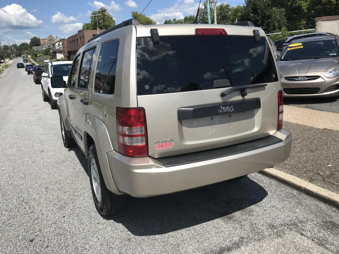 2011 Gold /Gray Jeep Liberty Sport (1J4PN2GK1BW) with an 3.7 V6 engine, Automatic transmission, located at 577 Chester Pike, Prospect Park, PA, 19076, (610) 237-1015, 39.886154, -75.302338 - Photo#6