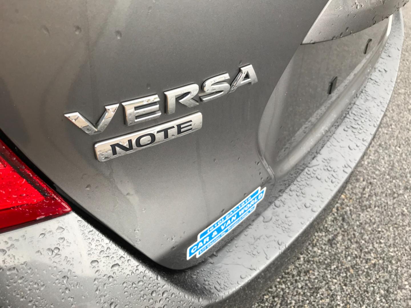 2017 Gray /Black Nissan Versa Note Note (3N1CE2CP9HL) with an 1.6 V4 engine, Automatic transmission, located at 577 Chester Pike, Prospect Park, PA, 19076, (610) 237-1015, 39.886154, -75.302338 - Photo#7