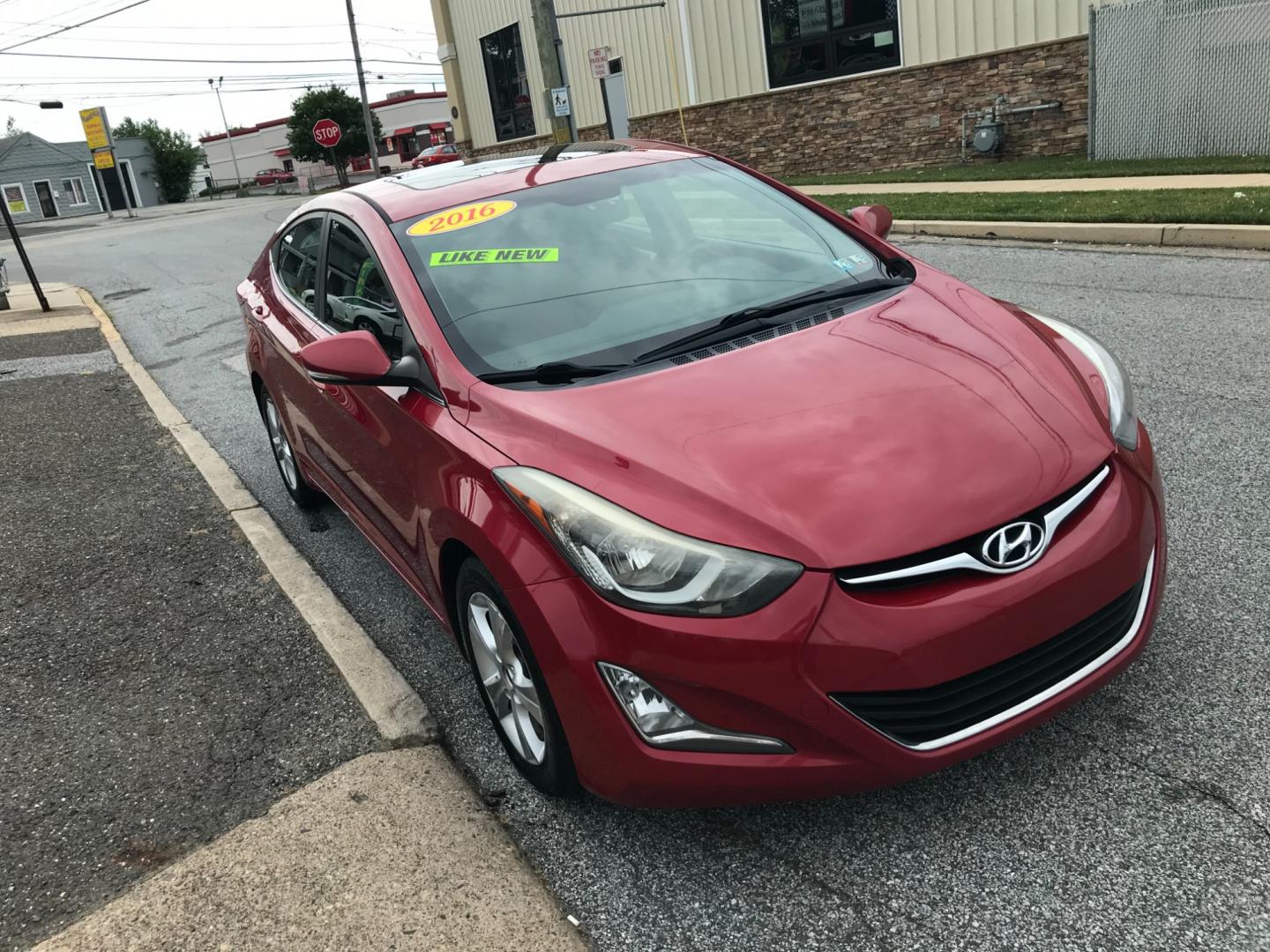 2016 Maroon /Gray Hyundai Elantra SE (KMHDH4AE5GU) with an 1.8 V4 engine, Automatic transmission, located at 577 Chester Pike, Prospect Park, PA, 19076, (610) 237-1015, 39.886154, -75.302338 - 2016 Hyundai Elantra: Backup camera, sunroof, aux port, new PA inspection, great on gas, RUNS LIKE NEW! This vehicle comes inspected and has been given a bumper to bumper safety check. It is very clean, reliable, and well maintained. We offer a unique pay plan that is known for being the easiest - Photo#3