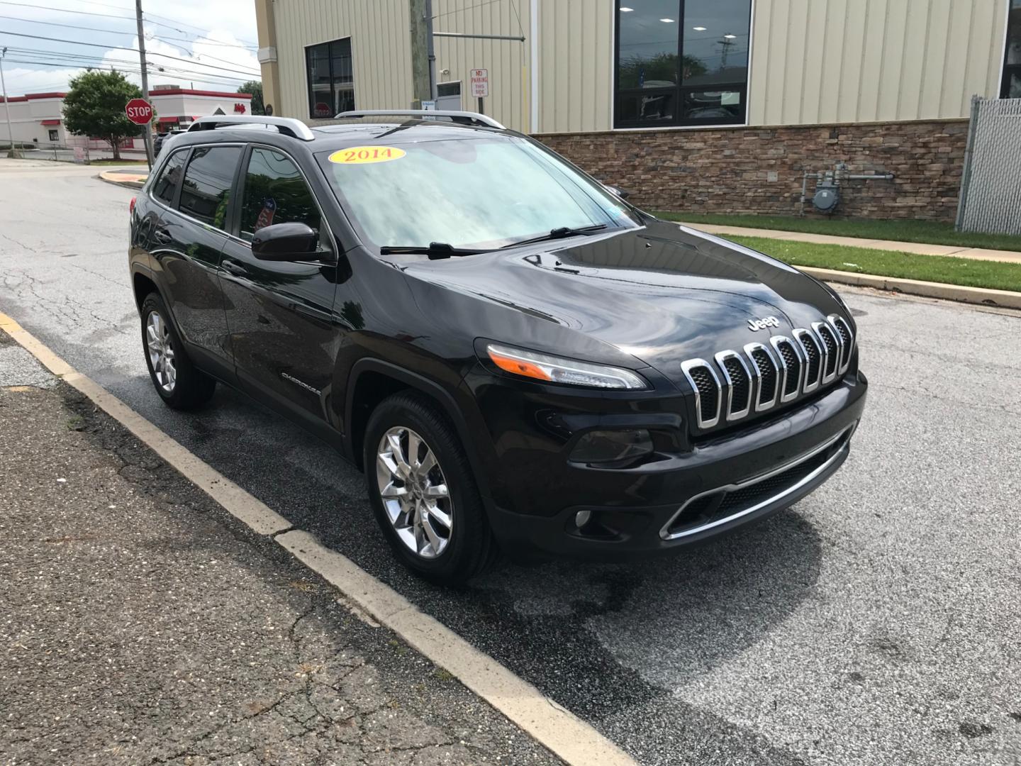 2014 Black /Black Jeep Cherokee Limited (1C4PJMDS4EW) with an 3.2 V6 engine, Automatic transmission, located at 577 Chester Pike, Prospect Park, PA, 19076, (610) 237-1015, 39.886154, -75.302338 - 2014 Jeep Cherokee Limited: Navigation system, backup camera, sunroof, 4x4, new PA inspection, SUPER CLEAN and runs LIKE NEW! This vehicle comes inspected and has been given a bumper to bumper safety check. It is very clean, reliable, and well maintained. We offer a unique pay plan that is known - Photo#3