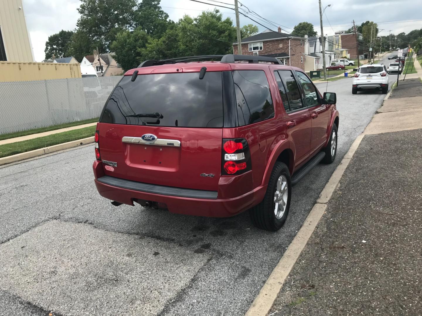 2010 Red /Tan Ford Explorer XLT (1FMEU7DE1AU) with an 4.0 engine, Automatic transmission, located at 577 Chester Pike, Prospect Park, PA, 19076, (610) 237-1015, 39.886154, -75.302338 - Photo#4