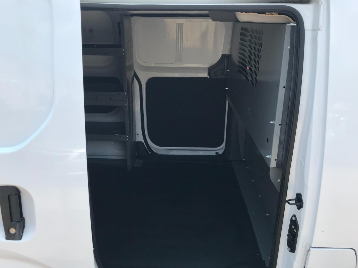 2015 White /Gray Nissan NV200 SV (3N6CM0KN7FK) with an 2.0 V4 engine, Automatic transmission, located at 577 Chester Pike, Prospect Park, PA, 19076, (610) 237-1015, 39.886154, -75.302338 - Photo#19