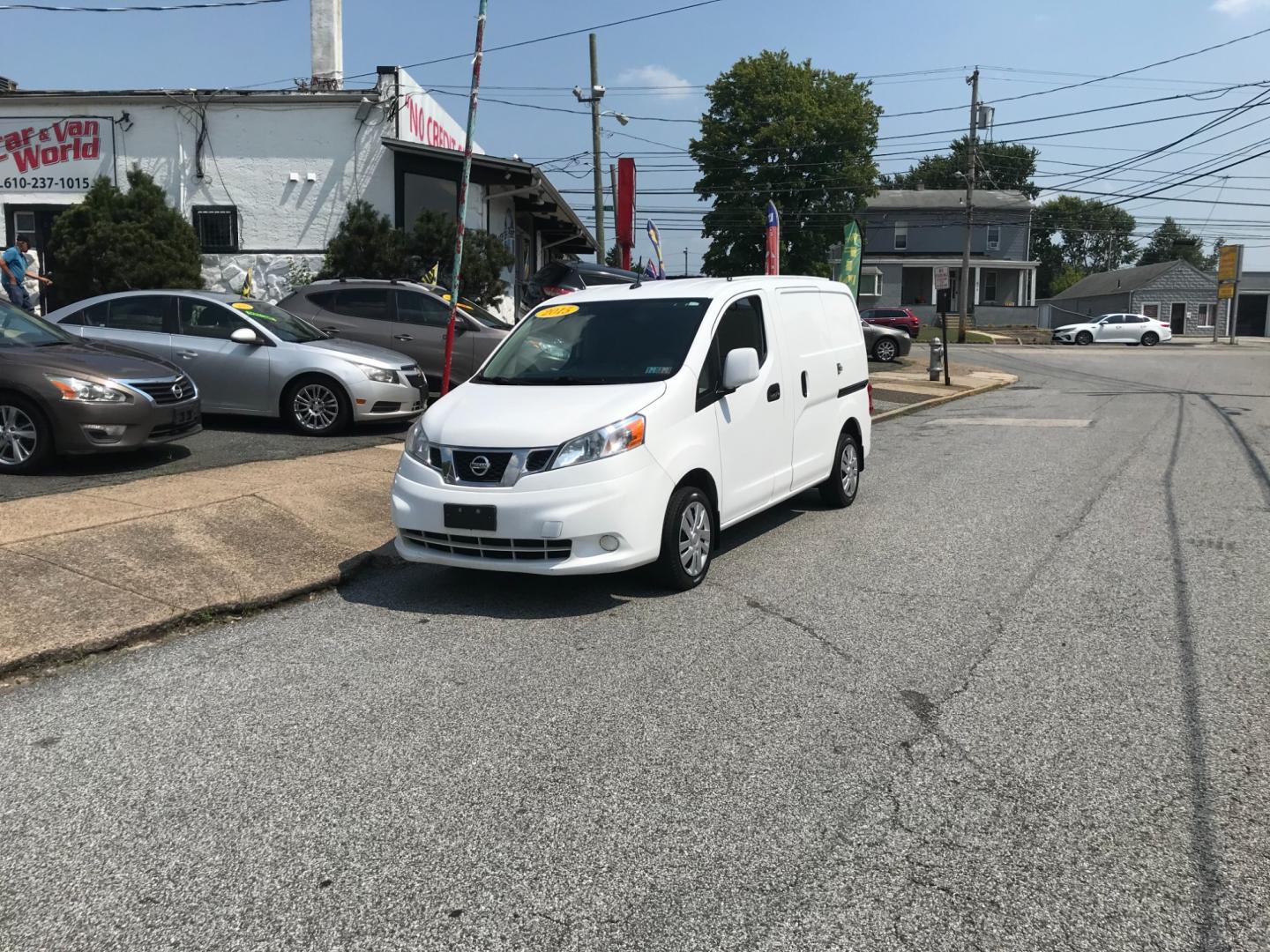 2015 White /Gray Nissan NV200 SV (3N6CM0KN7FK) with an 2.0 V4 engine, Automatic transmission, located at 577 Chester Pike, Prospect Park, PA, 19076, (610) 237-1015, 39.886154, -75.302338 - Photo#1