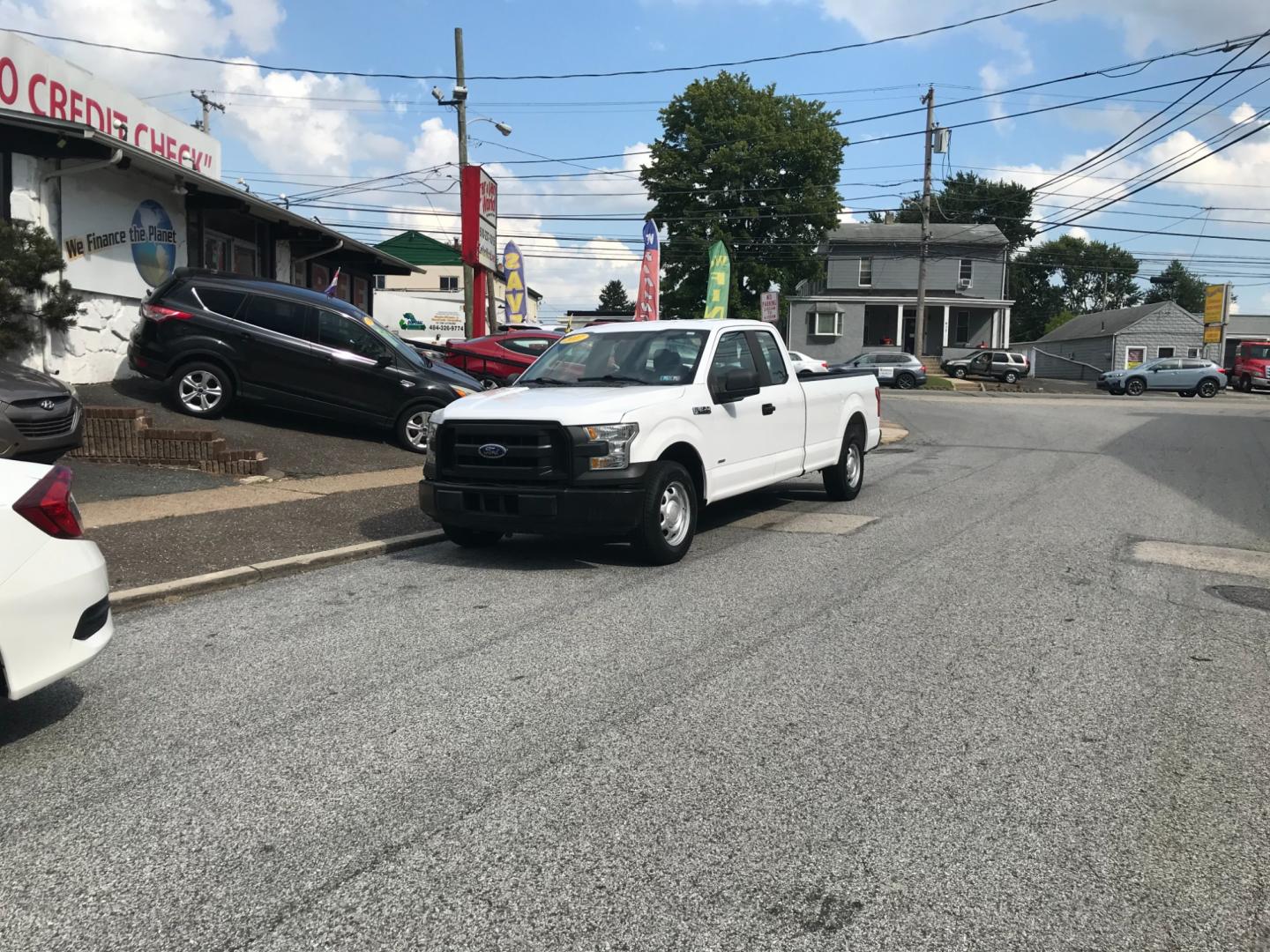 2017 White /Gray Ford F-150 XL (1FTEX1CP6HK) with an 2.7 V6 engine, Automatic transmission, located at 577 Chester Pike, Prospect Park, PA, 19076, (610) 237-1015, 39.886154, -75.302338 - 2017 Ford F150: Extended Cab, 8 foot bed, trailer hitch, new PA inspection, runs LIKE NEW! This vehicle comes inspected and has been given a bumper to bumper safety check. It is very clean, reliable, and well maintained. We offer a unique pay plan that is known for being the easiest and fastest f - Photo#1