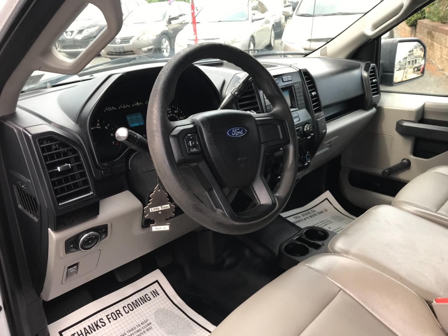 2017 White /Gray Ford F-150 XL (1FTEX1CP6HK) with an 2.7 V6 engine, Automatic transmission, located at 577 Chester Pike, Prospect Park, PA, 19076, (610) 237-1015, 39.886154, -75.302338 - 2017 Ford F150: Extended Cab, 8 foot bed, trailer hitch, new PA inspection, runs LIKE NEW! This vehicle comes inspected and has been given a bumper to bumper safety check. It is very clean, reliable, and well maintained. We offer a unique pay plan that is known for being the easiest and fastest f - Photo#9