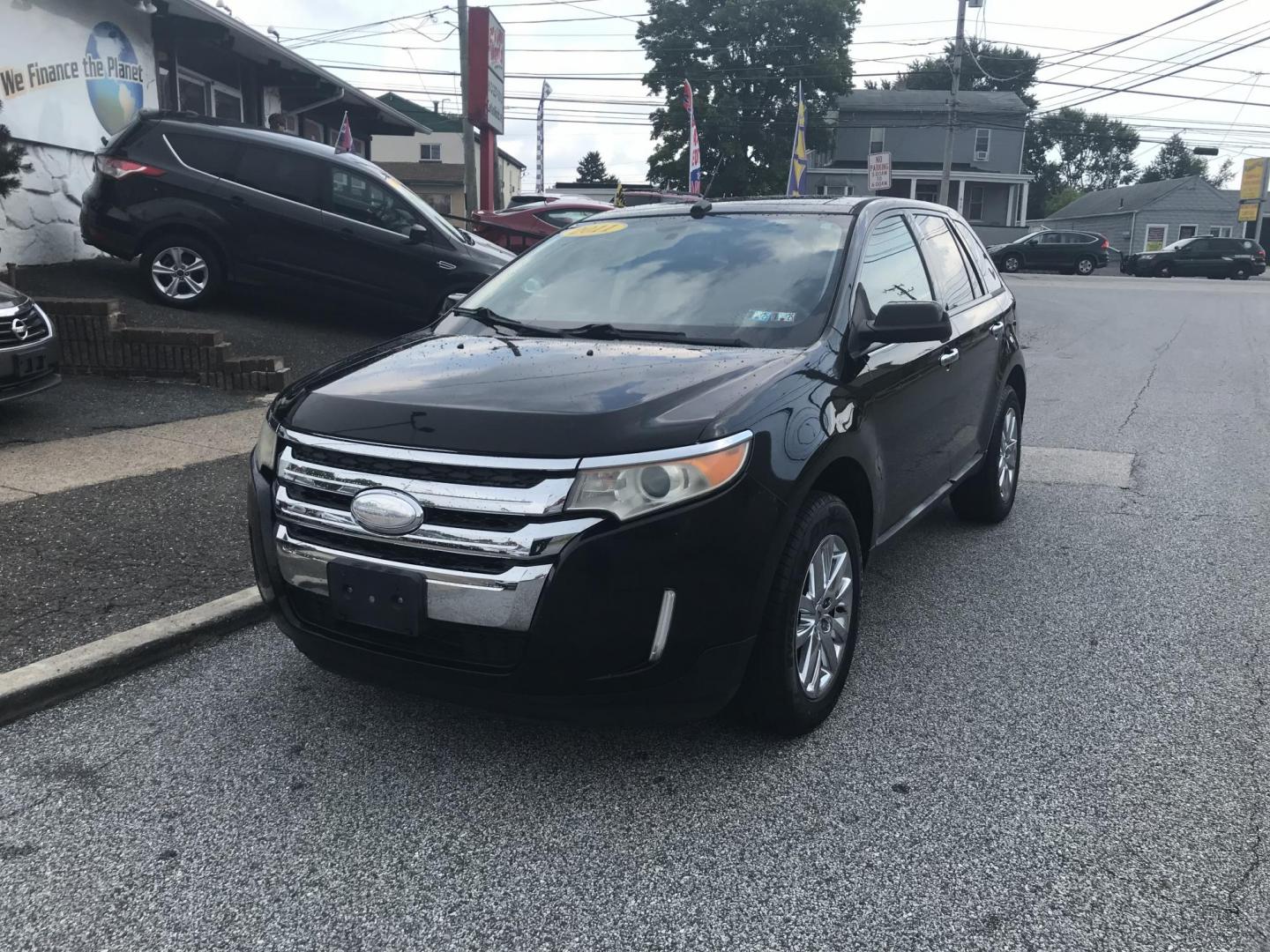 2011 Black /Black Ford Edge SEL AWD (2FMDK4JC7BB) with an 3.5L V6 DOHC 24V engine, 6-Speed Automatic transmission, located at 577 Chester Pike, Prospect Park, PA, 19076, (610) 237-1015, 39.886154, -75.302338 - Photo#2