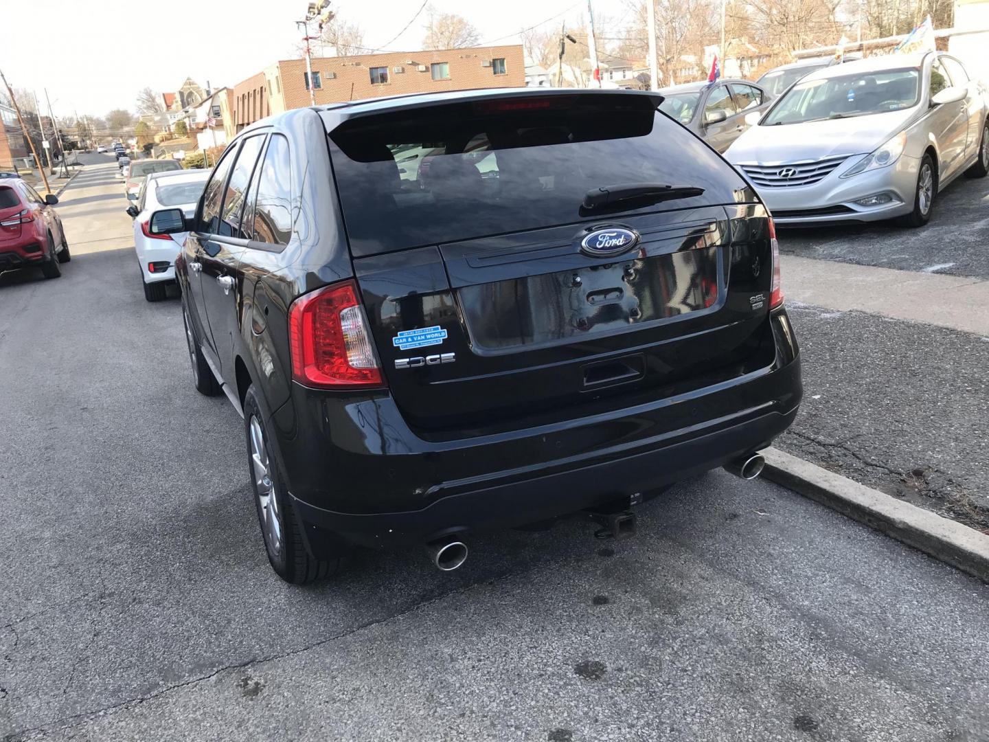 2011 Black /Black Ford Edge SEL AWD (2FMDK4JC7BB) with an 3.5L V6 DOHC 24V engine, 6-Speed Automatic transmission, located at 577 Chester Pike, Prospect Park, PA, 19076, (610) 237-1015, 39.886154, -75.302338 - Photo#6