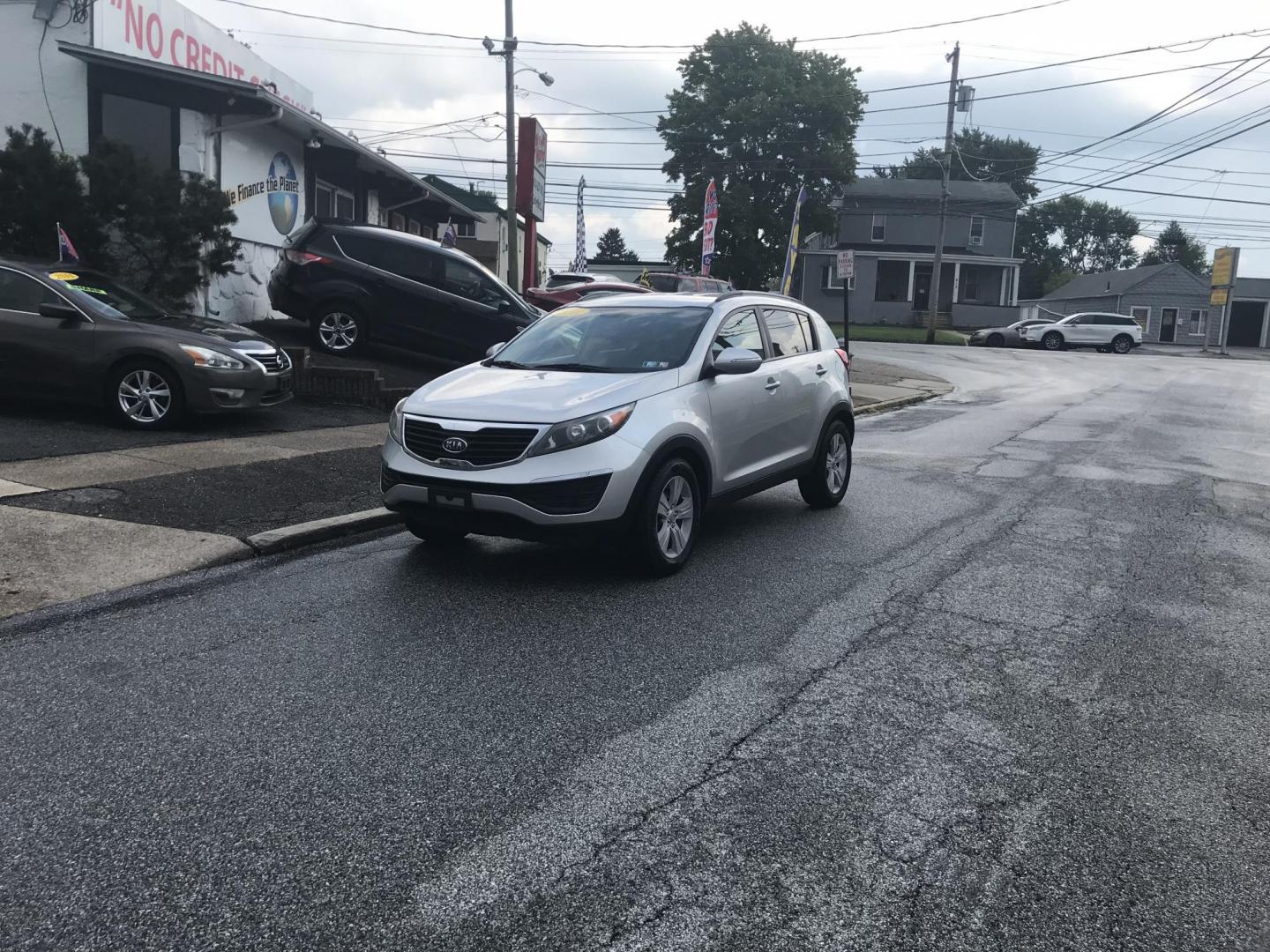 2011 Silver /Black Kia Sportage LX (KNDPB3A28B7) with an 2.4L V6 DOHC 24V engine, Automatic transmission, located at 577 Chester Pike, Prospect Park, PA, 19076, (610) 237-1015, 39.886154, -75.302338 - Photo#1