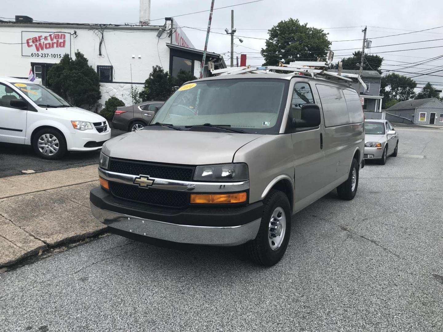 2014 Pewter /Gray Chevrolet Express 3500 Cargo (1GCZGTCG3E1) with an 6.0L V8 OHV 16V FFV engine, 6-Speed Automatic transmission, located at 577 Chester Pike, Prospect Park, PA, 19076, (610) 237-1015, 39.886154, -75.302338 - Photo#2