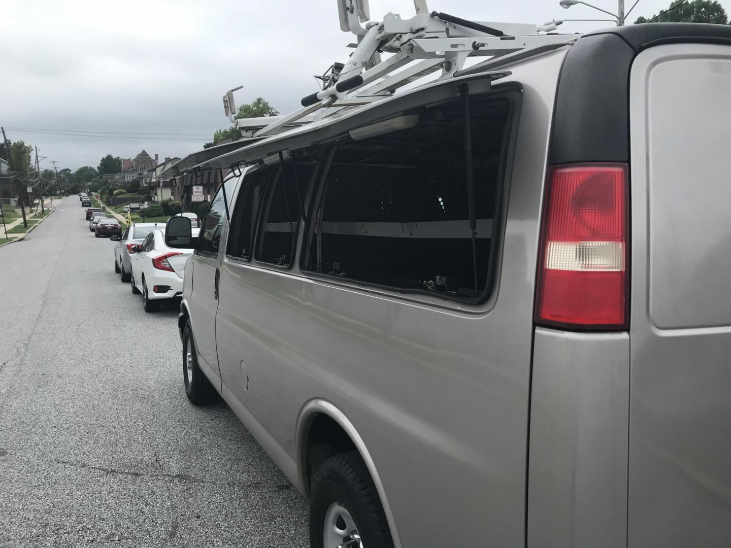 2014 Pewter /Gray Chevrolet Express 3500 Cargo (1GCZGTCG3E1) with an 6.0L V8 OHV 16V FFV engine, 6-Speed Automatic transmission, located at 577 Chester Pike, Prospect Park, PA, 19076, (610) 237-1015, 39.886154, -75.302338 - Photo#23