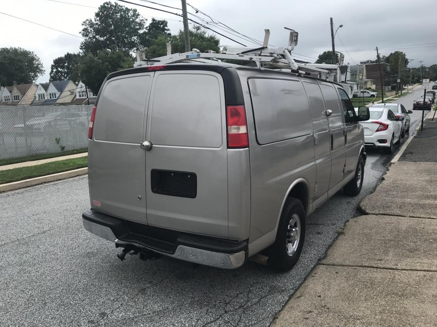 2014 Pewter /Gray Chevrolet Express 3500 Cargo (1GCZGTCG3E1) with an 6.0L V8 OHV 16V FFV engine, 6-Speed Automatic transmission, located at 577 Chester Pike, Prospect Park, PA, 19076, (610) 237-1015, 39.886154, -75.302338 - Photo#6