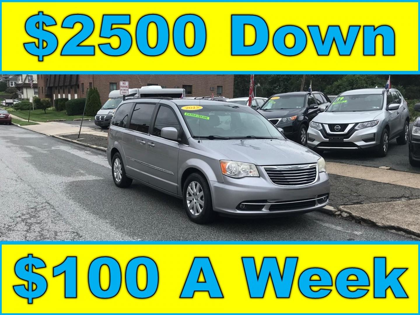 2013 /Gray Chrysler Town & Country Touring (2C4RC1BGXDR) with an 3.6L V6 DOHC 24V engine, 6-Speed Automatic transmission, located at 577 Chester Pike, Prospect Park, PA, 19076, (610) 237-1015, 39.886154, -75.302338 - Photo#0