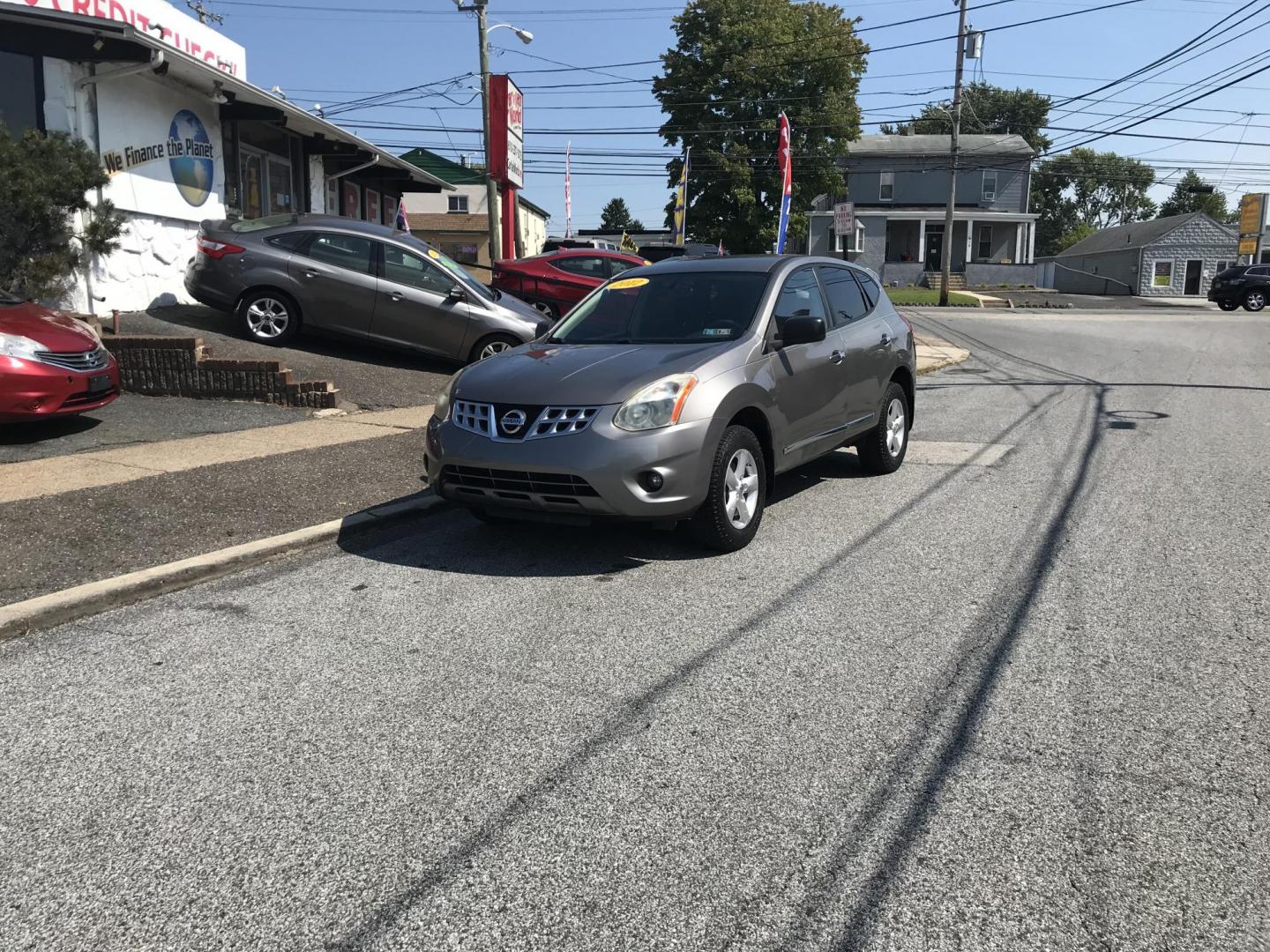 2012 Gray /Gray Nissan Rogue S AWD (JN8AS5MV1CW) with an 2.5L L4 DOHC 16V engine, Continuously Variable Transmission transmission, located at 577 Chester Pike, Prospect Park, PA, 19076, (610) 237-1015, 39.886154, -75.302338 - 2012 Nissan Rogue S: Only 104k miles, all wheel drive, backup camera, new PA inspection, great on gas, runs LIKE NEW! This vehicle comes inspected and has been given a bumper to bumper safety check. It is very clean, reliable, and well maintained. We offer a unique pay plan that is known for bein - Photo#2