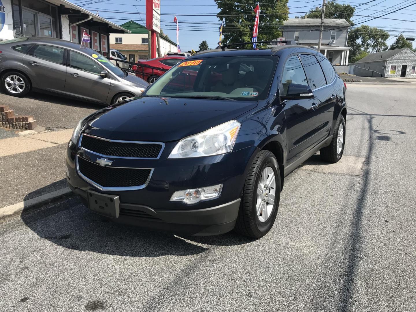 2010 Blue /Tan Chevrolet Traverse LT1 FWD (1GNLRGED1AJ) with an 3.6L V6 DOHC 24V engine, 6-Speed Automatic transmission, located at 577 Chester Pike, Prospect Park, PA, 19076, (610) 237-1015, 39.886154, -75.302338 - Photo#4