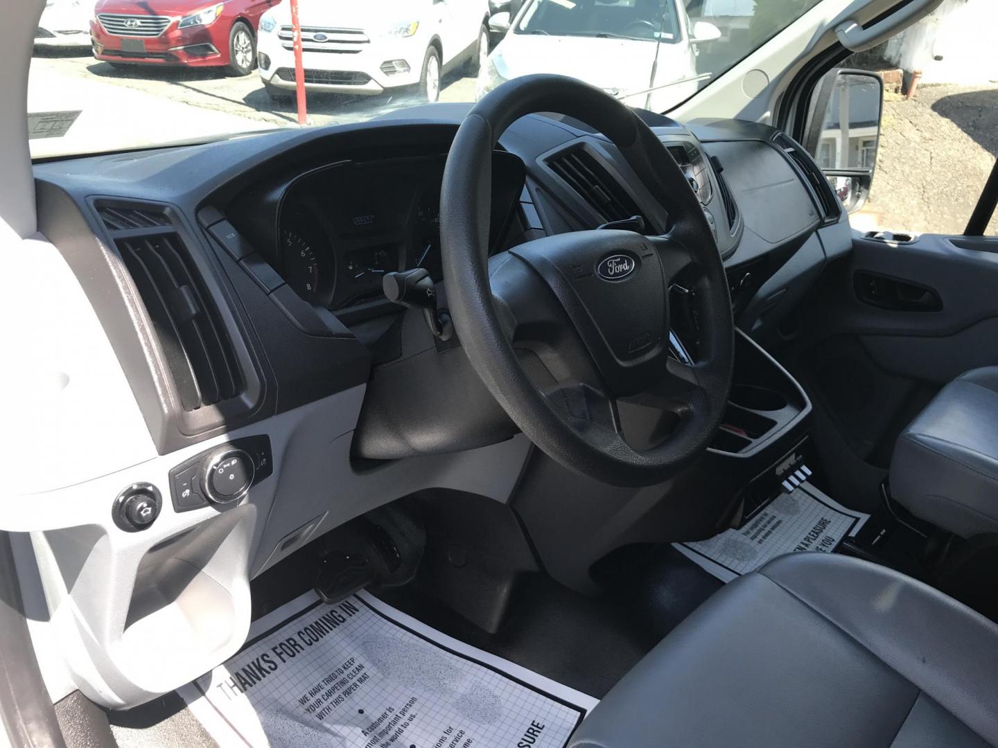 2015 White /Gray Ford Transit 150 Van Low Roof w/Sliding Pass. 130-in. WB (1FTNE1YM9FK) with an 3.7L V6 DOHC 24V engine, 6-Speed Automatic transmission, located at 577 Chester Pike, Prospect Park, PA, 19076, (610) 237-1015, 39.886154, -75.302338 - Photo#9