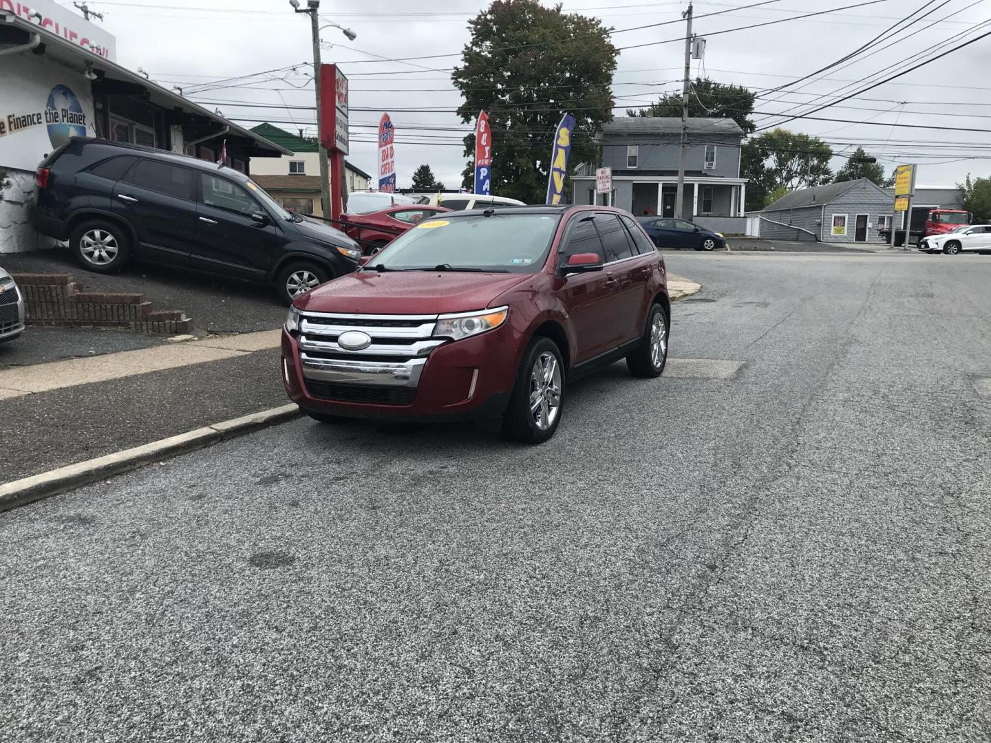 2013 Red /Tan Ford Edge Limited (2FMDK3KC0DB) with an 3.5L V6 DOHC 24V engine, 6-Speed Automatic transmission, located at 577 Chester Pike, Prospect Park, PA, 19076, (610) 237-1015, 39.886154, -75.302338 - 2013 Ford Edge LIMITED: Only 124k miles, big sunroof, screen radio, new PA inspection, runs LIKE NEW! This vehicle comes inspected and has been given a bumper to bumper safety check. It is very clean, reliable, and well maintained. We offer a unique pay plan that is known for being the easiest an - Photo#1