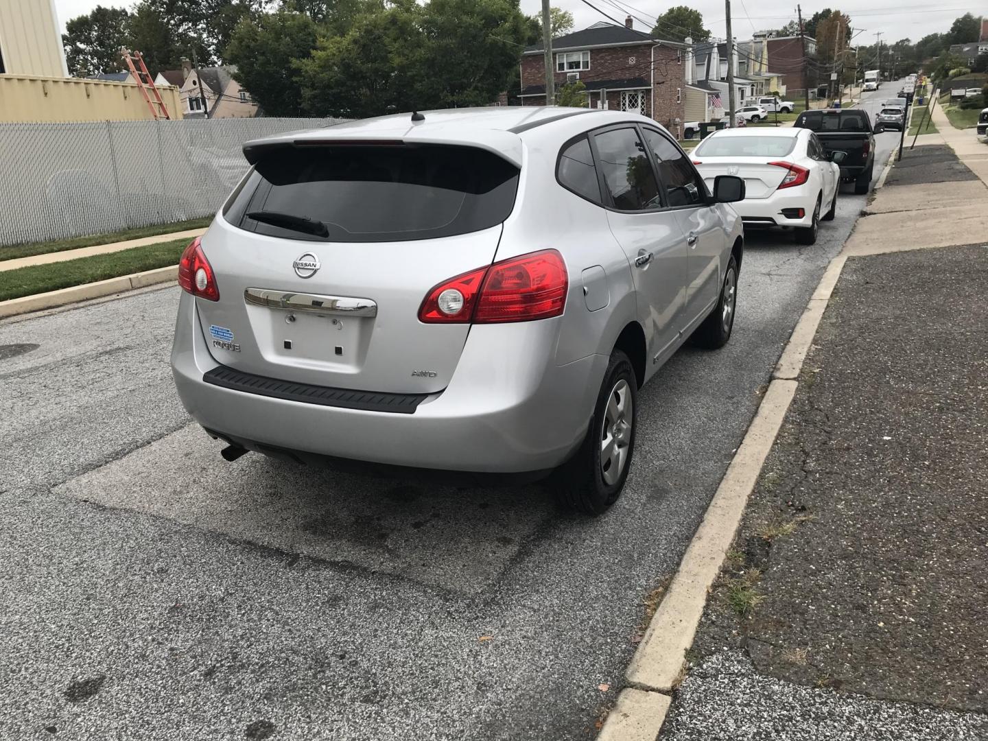 2011 Silver /Gray Nissan Rogue S AWD (JN8AS5MV0BW) with an 2.5L L4 DOHC 16V engine, CVT transmission, located at 577 Chester Pike, Prospect Park, PA, 19076, (610) 237-1015, 39.886154, -75.302338 - 2011 Nissan Rogue S: All wheel drive, great on gas, new PA inspection, SUPER CLEAN! This vehicle comes inspected and has been given a bumper to bumper safety check. It is very clean, reliable, and well maintained. We offer a unique pay plan that is known for being the easiest and fastest financin - Photo#5