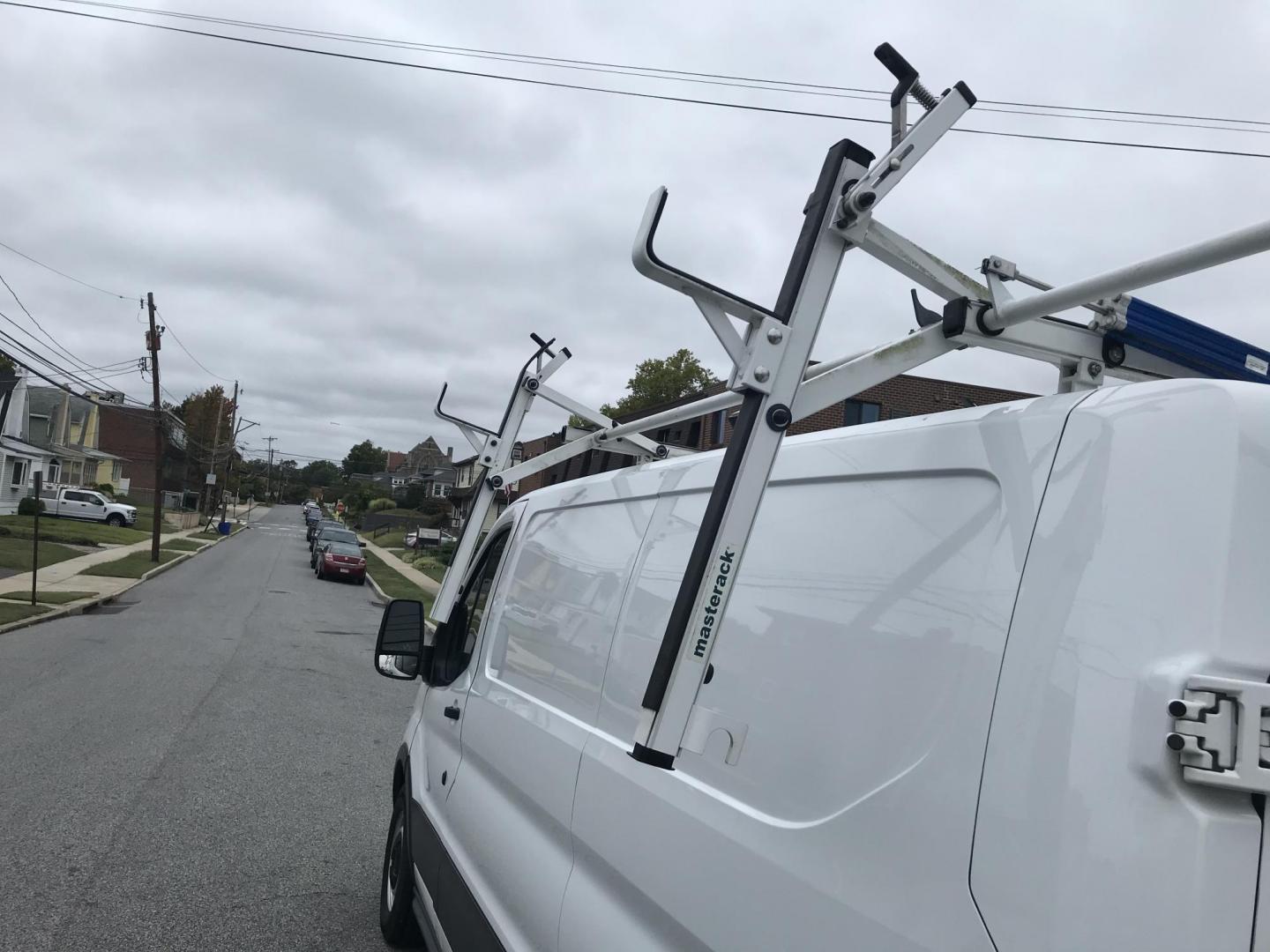 2016 White /Gray Ford Transit 150 Van Low Roof w/Sliding Pass. 130-in. WB (1FTYE1YM6GK) with an 3.7L V6 DOHC 24V engine, 6A transmission, located at 577 Chester Pike, Prospect Park, PA, 19076, (610) 237-1015, 39.886154, -75.302338 - Photo#9