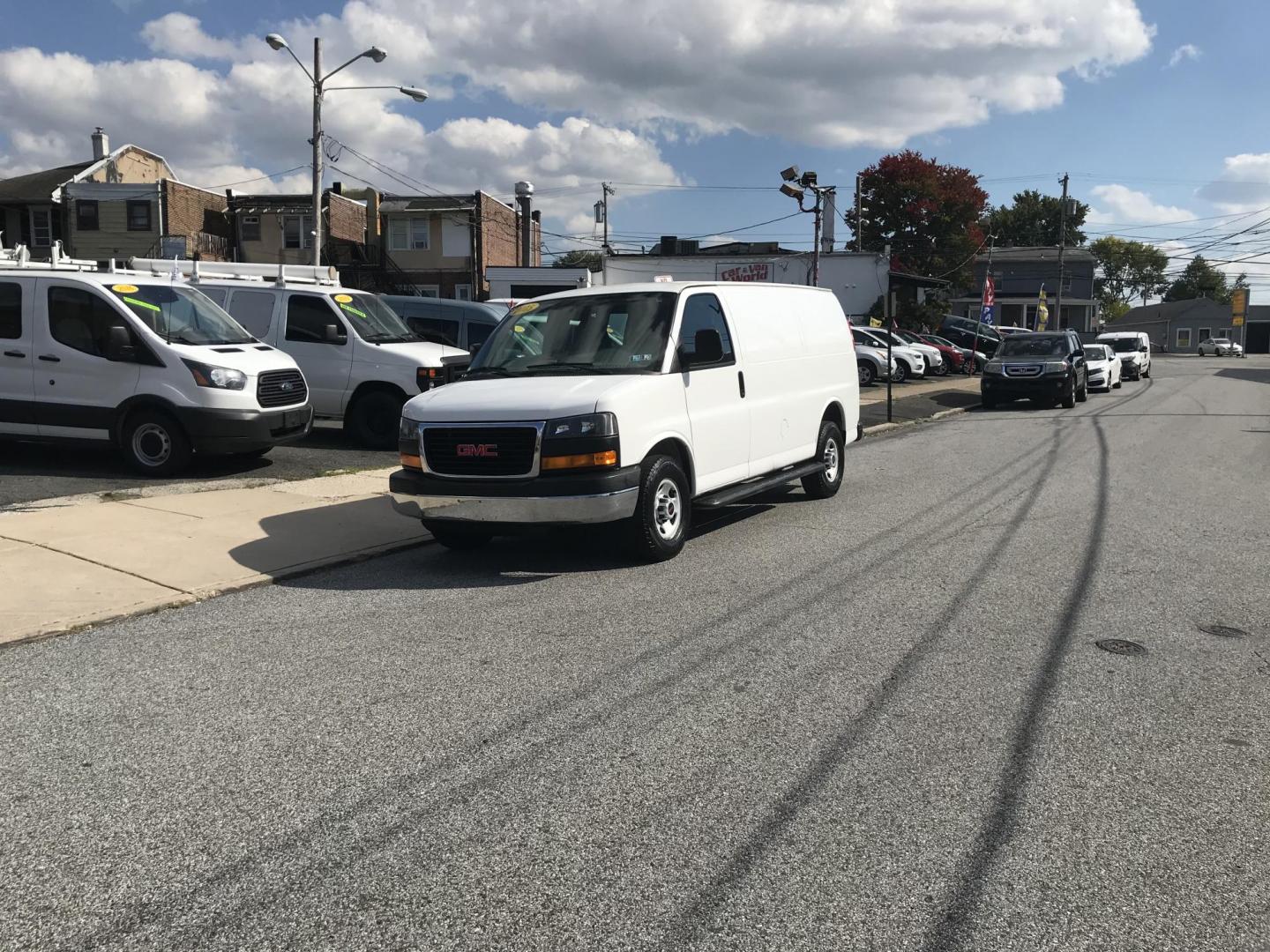 2015 White /Gray GMC Savana G2500 Cargo (1GTW7FCF6F1) with an 4.8L V8 FFV engine, 6-Speed Automatic transmission, located at 577 Chester Pike, Prospect Park, PA, 19076, (610) 237-1015, 39.886154, -75.302338 - Photo#1