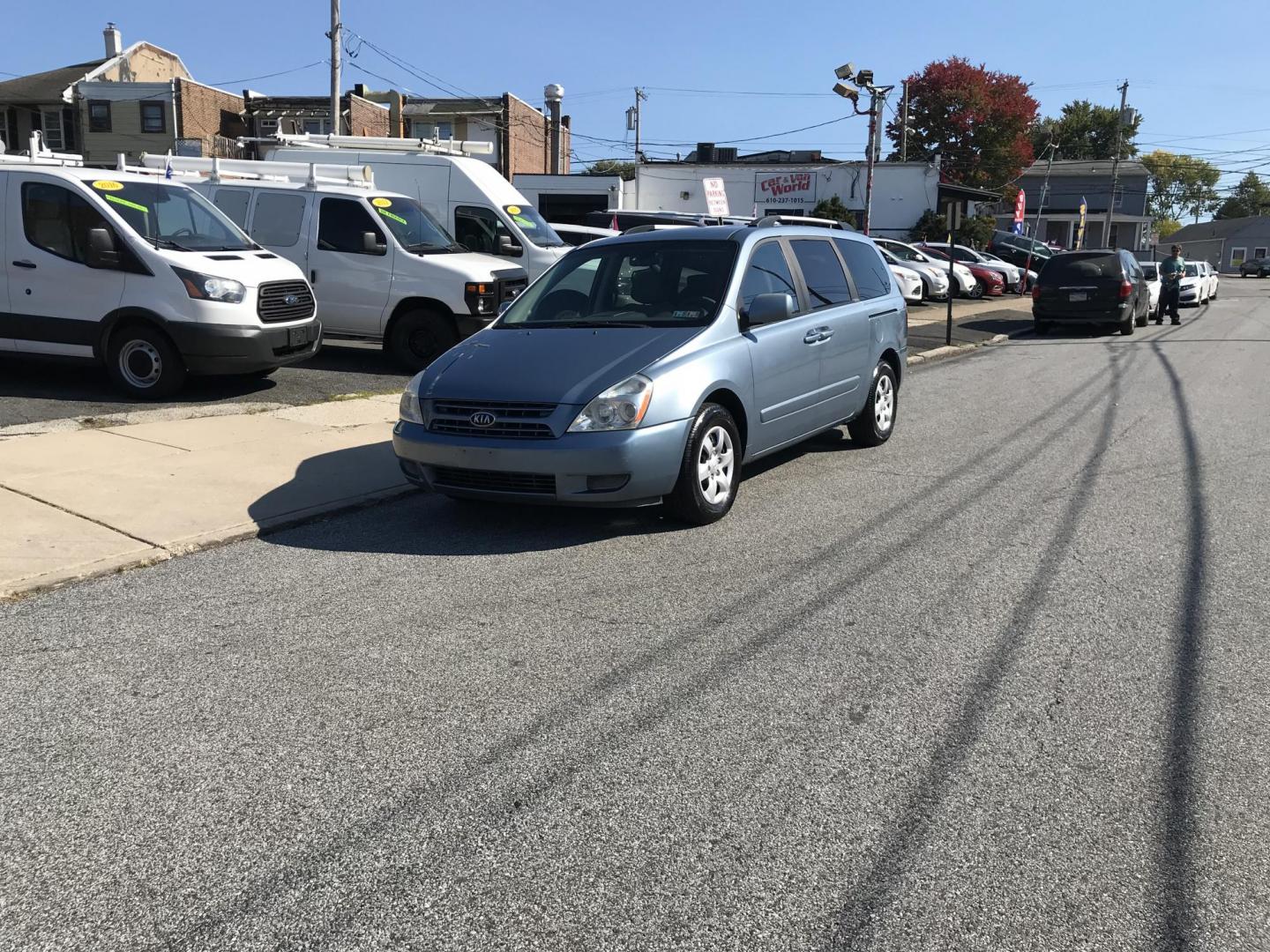 2010 Blue /Gray Kia Sedona Base SWB (KNDMG4C39A6) with an 3.8L V6 DOHC 24V engine, 5-Speed Automatic transmission, located at 577 Chester Pike, Prospect Park, PA, 19076, (610) 237-1015, 39.886154, -75.302338 - 2010 Kia Sedona: new PA inspection, SUPER CLEAN, runs LIKE NEW! This vehicle comes inspected and has been given a bumper to bumper safety check. It is very clean, reliable, and well maintained. We offer a unique pay plan that is known for being the easiest and fastest financing option in the PA a - Photo#2