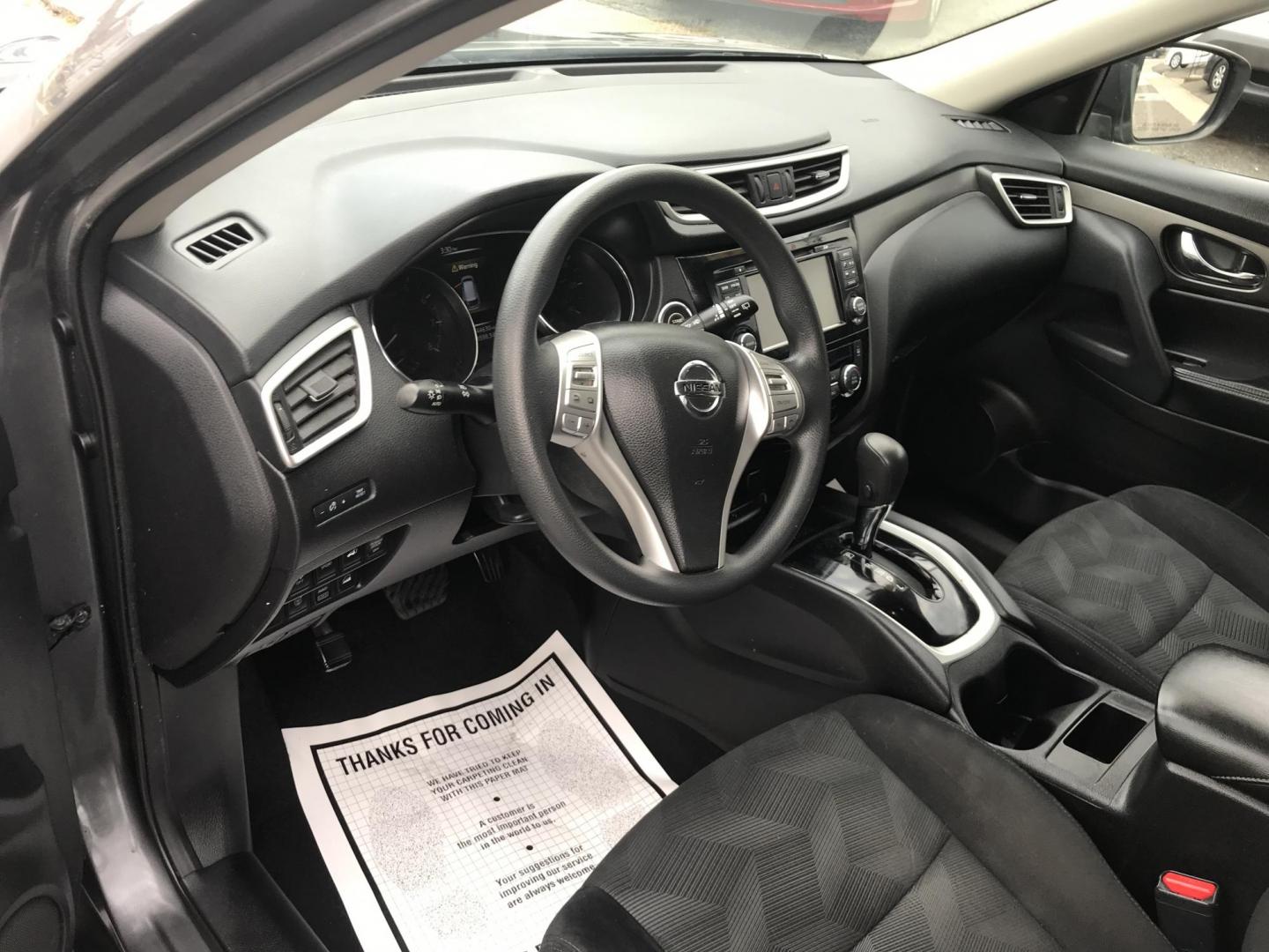 2014 Gray /Gray Nissan Rogue S AWD (5N1AT2MV2EC) with an 2.5L L4 DOHC 16V engine, Continuously Variable Transmission transmission, located at 577 Chester Pike, Prospect Park, PA, 19076, (610) 237-1015, 39.886154, -75.302338 - Photo#12