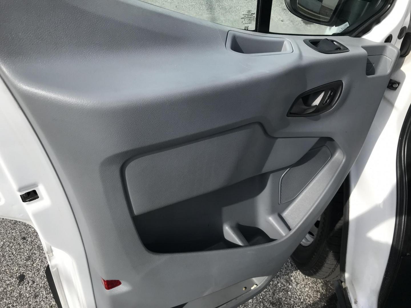 2015 White /Gray Ford Transit 150 Van Med. Roof w/Sliding Pass. 130-in. WB (1FTNE1YM0FK) with an 3.7L V6 DOHC 24V engine, 6-Speed Automatic transmission, located at 577 Chester Pike, Prospect Park, PA, 19076, (610) 237-1015, 39.886154, -75.302338 - Photo#8