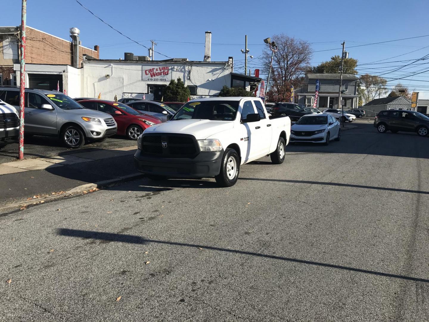 2015 White /Gray RAM 1500 Tradesman Quad Cab (1C6RR6FT4FS) with an 5.7L V8 OHV 16V engine, 6-Speed Automatic transmission, located at 577 Chester Pike, Prospect Park, PA, 19076, (610) 237-1015, 39.886154, -75.302338 - Photo#3