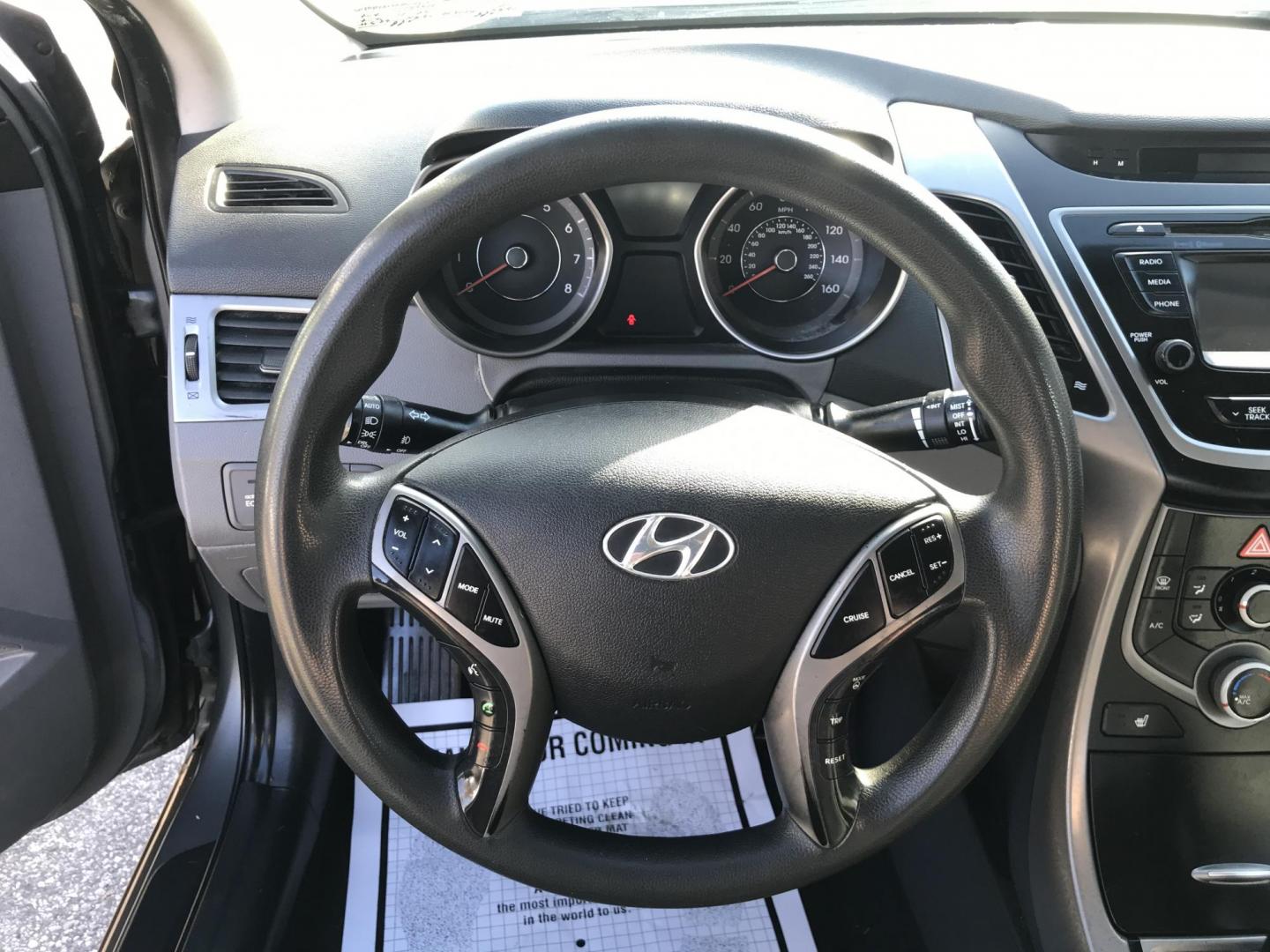 2014 Gray /Gray Hyundai Elantra Limited (5NPDH4AE6EH) with an 1.8L L4 DOHC 16V engine, 6-Speed Automatic transmission, located at 577 Chester Pike, Prospect Park, PA, 19076, (610) 237-1015, 39.886154, -75.302338 - 2014 Hyundai Elantra: Backup camera, new PA inspection, great on gas, runs EXCELLENT! This vehicle comes inspected and has been given a bumper to bumper safety check. It is very clean, reliable, and well maintained. We offer a unique pay plan that is known for being the easiest and fastest financ - Photo#10