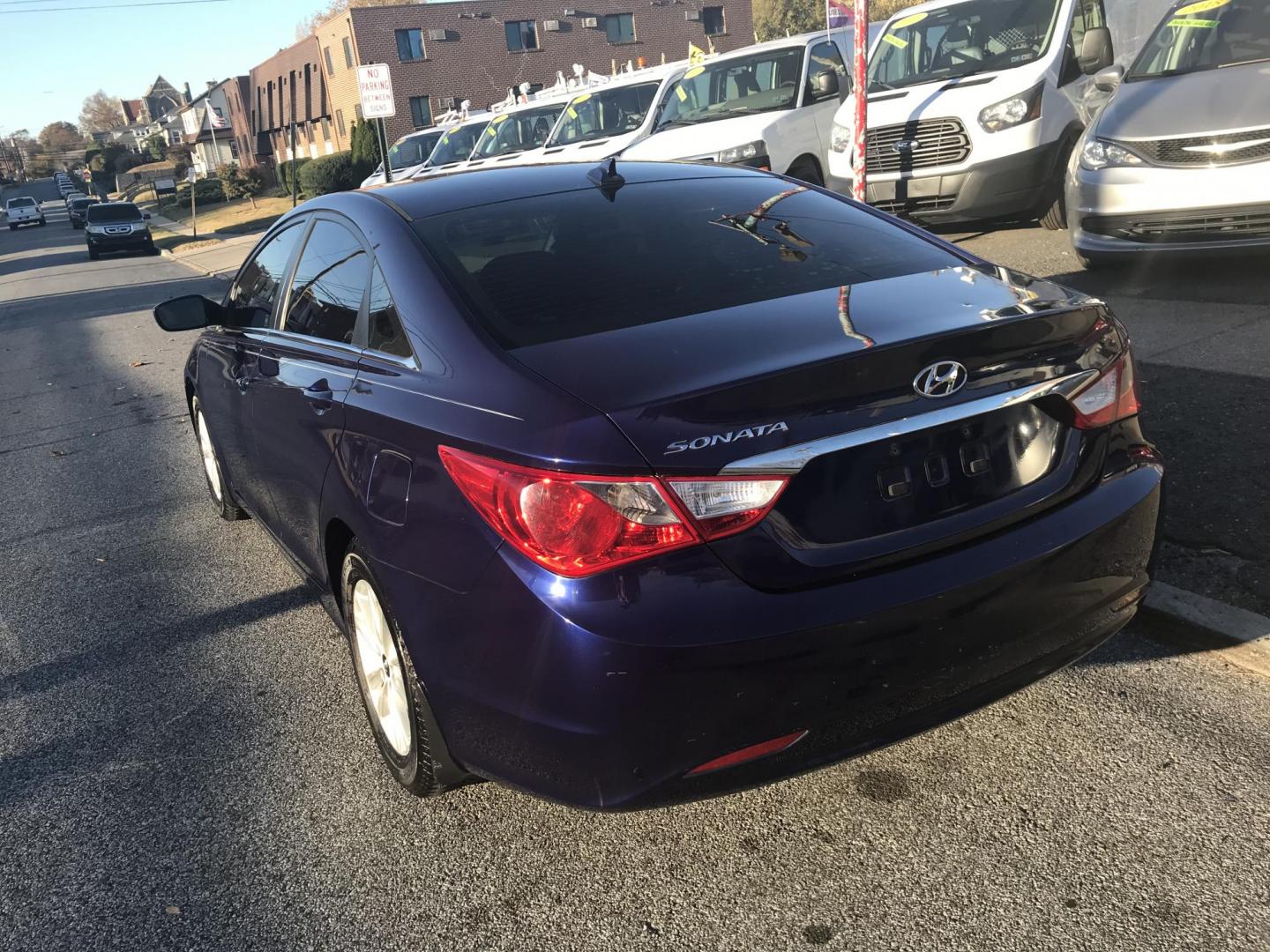 2012 Blue /Gray Hyundai Sonata GLS (5NPEB4AC3CH) with an 2.4L L4 DOHC 16V engine, Automatic transmission, located at 577 Chester Pike, Prospect Park, PA, 19076, (610) 237-1015, 39.886154, -75.302338 - 2012 Hyundai Sonata GLS: Only 100k miles, new PA inspection, great on gas, SUPER CLEAN, runs LIKE NEW! This vehicle comes inspected and has been given a bumper to bumper safety check. It is very clean, reliable, and well maintained. We offer a unique pay plan that is known for being the easiest a - Photo#3