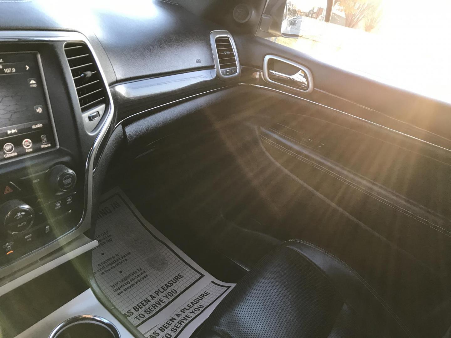 2015 Silver /Black Jeep Grand Cherokee Overland 4WD (1C4RJFCT3FC) with an 5.7L V8 OHV 16V engine, 8-Speed Automatic transmission, located at 577 Chester Pike, Prospect Park, PA, 19076, (610) 237-1015, 39.886154, -75.302338 - Photo#20