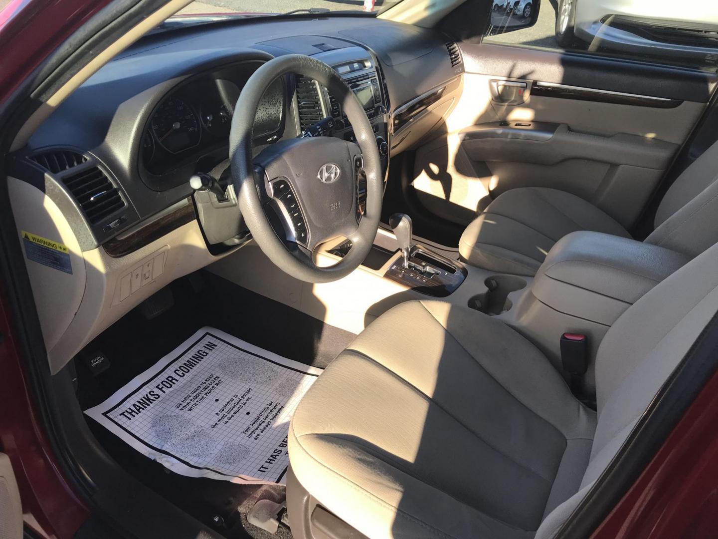 2011 Red /Tan Hyundai Santa Fe GLS 2.4 (5XYZG3AB8BG) with an 2.4L L4 DOHC 16V engine, 6-Speed Automatic transmission, located at 577 Chester Pike, Prospect Park, PA, 19076, (610) 237-1015, 39.886154, -75.302338 - 2011 Hyundai Santa Fe GL: Only 94k miles, new PA inspection, great on gas, runs LIKE NEW! This vehicle comes inspected and has been given a bumper to bumper safety check. It is very clean, reliable, and well maintained. We offer a unique pay plan that is known for being the easiest and fastest fi - Photo#8