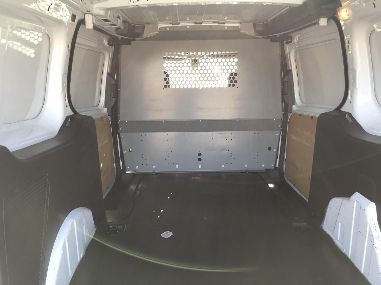 2016 White /Gray Ford Transit Connect Cargo Van XLT LWB (NM0LS7F72G1) with an 2.5L L4 DOHC 16V engine, 6A transmission, located at 577 Chester Pike, Prospect Park, PA, 19076, (610) 237-1015, 39.886154, -75.302338 - Photo#16