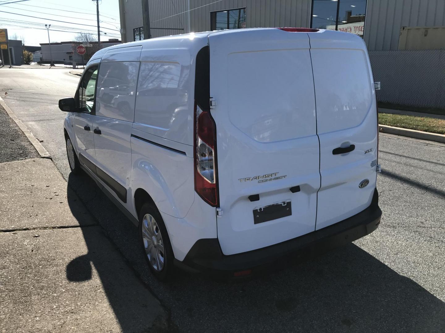 2016 White /Gray Ford Transit Connect Cargo Van XLT LWB (NM0LS7F72G1) with an 2.5L L4 DOHC 16V engine, 6A transmission, located at 577 Chester Pike, Prospect Park, PA, 19076, (610) 237-1015, 39.886154, -75.302338 - Photo#5