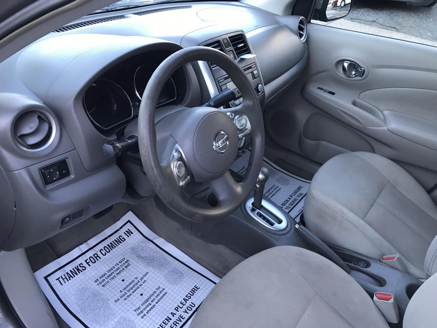 2014 Gray /Gray Nissan Versa 1.6 SV (3N1CN7AP4EL) with an 1.6L L4 DOHC 16V engine, Automatic transmission, located at 577 Chester Pike, Prospect Park, PA, 19076, (610) 237-1015, 39.886154, -75.302338 - Photo#10