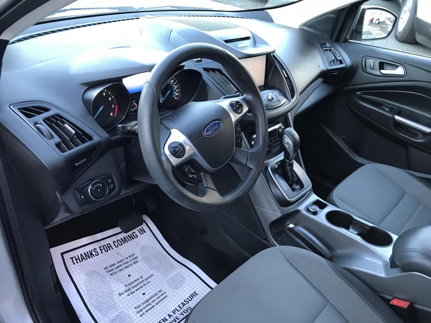 2013 Silver /Gray Ford Escape SE (1FMCU0GX9DU) with an 1.6L L4 DOHC 16V engine, 6-Speed Automatic transmission, located at 577 Chester Pike, Prospect Park, PA, 19076, (610) 237-1015, 39.886154, -75.302338 - Photo#10