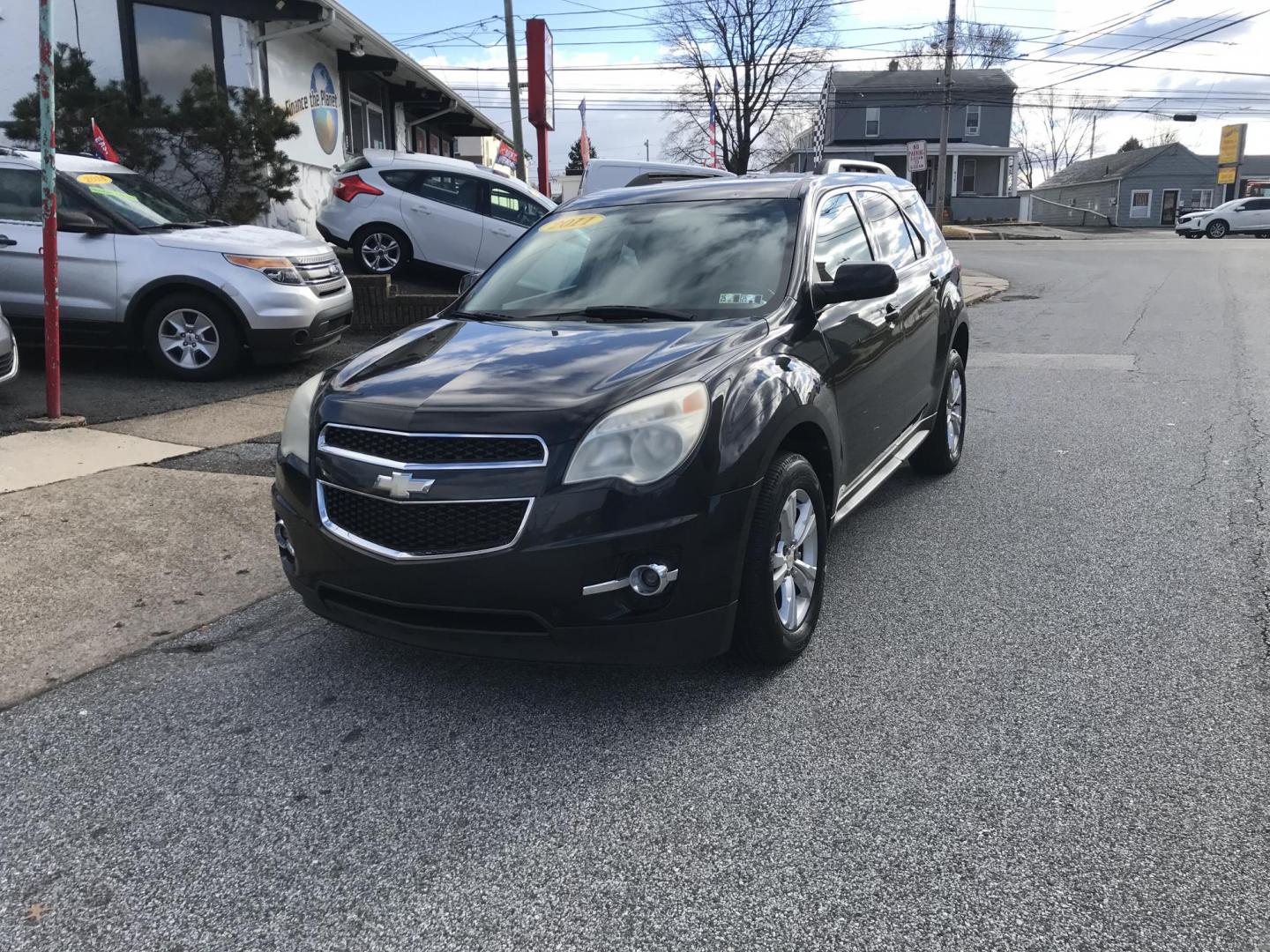 2011 Black /Black Chevrolet Equinox 2LT AWD (2CNFLNEC7B6) with an 2.4L L4 DOHC 16V engine, 6-Speed Automatic transmission, located at 577 Chester Pike, Prospect Park, PA, 19076, (610) 237-1015, 39.886154, -75.302338 - Photo#2