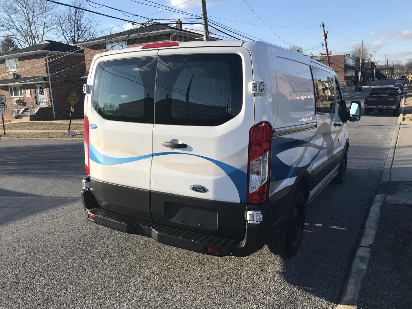 2015 White /Gray Ford Transit 150 Van Low Roof w/Sliding Pass. 130-in. WB (1FTNE1YM3FK) with an 3.7L V6 DOHC 24V engine, 6-Speed Automatic transmission, located at 577 Chester Pike, Prospect Park, PA, 19076, (610) 237-1015, 39.886154, -75.302338 - 2015 Ford Transit 150 Low Roof: New PA inspection, great for work, runs EXCELLENT! This vehicle comes inspected and has been given a bumper to bumper safety check. It is very clean, reliable, and well maintained. We offer a unique pay plan that is known for being the easiest and fastest financing - Photo#5