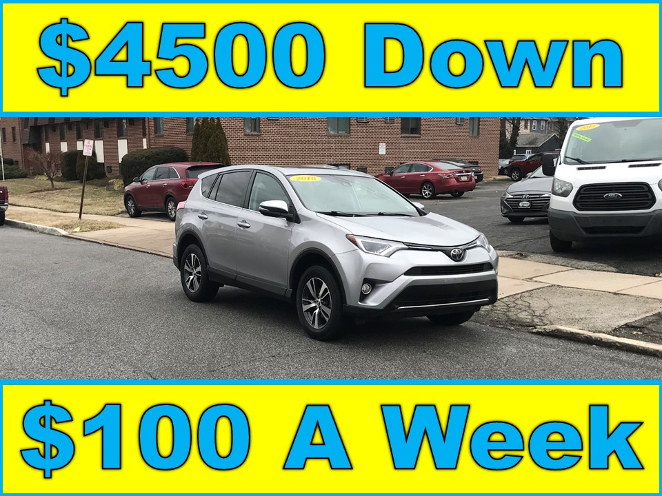 photo of 2018 Toyota RAV4 XLE