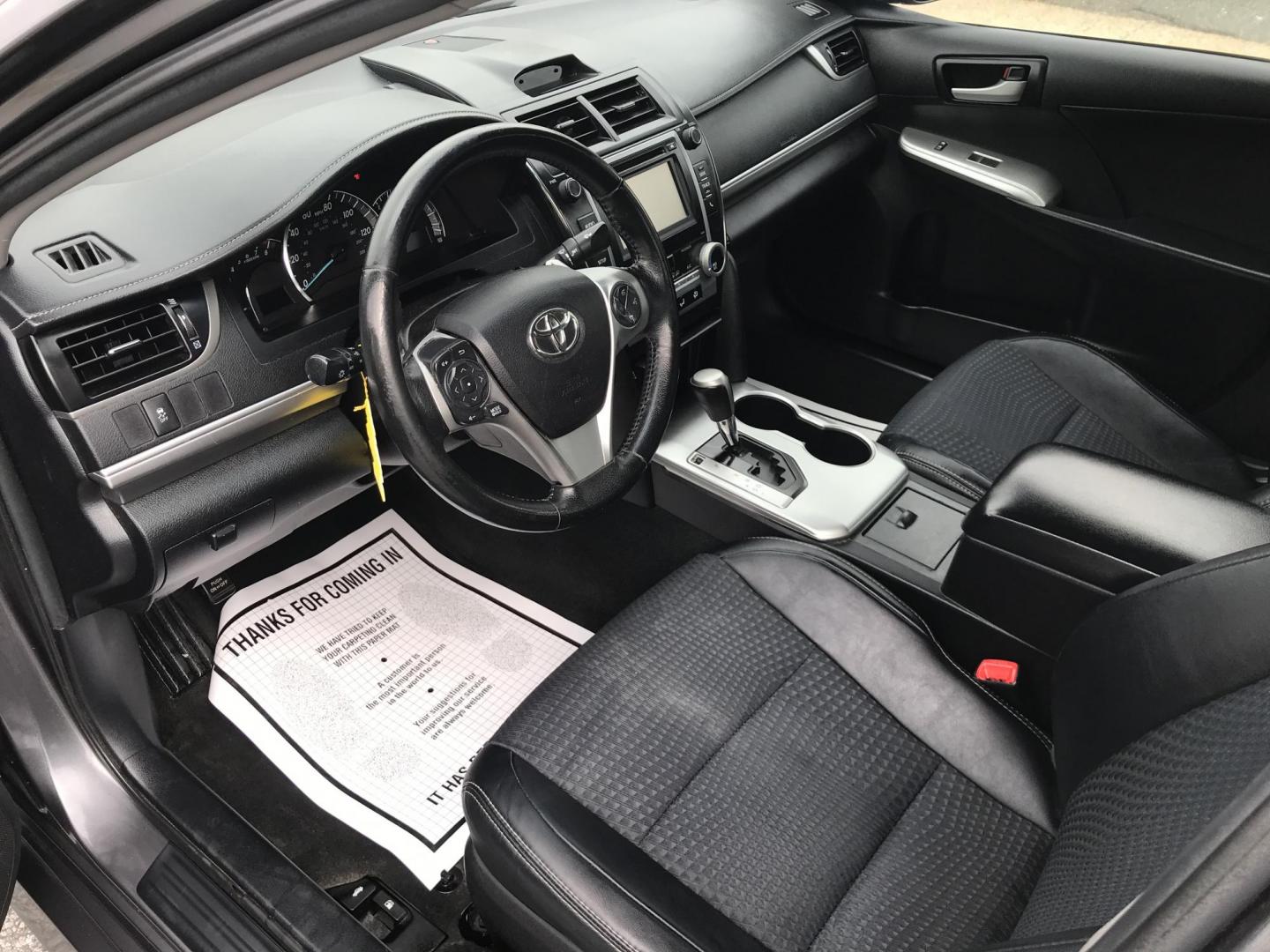 2014 Gray /Black Toyota Camry SE (4T1BF1FK0EU) with an 2.5L L4 DOHC 16V engine, 6-Speed Automatic transmission, located at 577 Chester Pike, Prospect Park, PA, 19076, (610) 237-1015, 39.886154, -75.302338 - 2014 Toyota Camry SE: Backup camera, great on gas, new PA inspection, SUPER CLEAN, runs LIKE NEW! This vehicle comes inspected and has been given a bumper to bumper safety check. It is very clean, reliable, and well maintained. We offer a unique pay plan that is known for being the easiest and fa - Photo#7