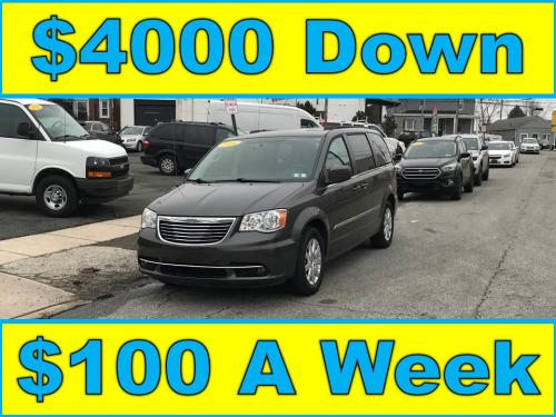 2016 Chrysler Town & Country Touring