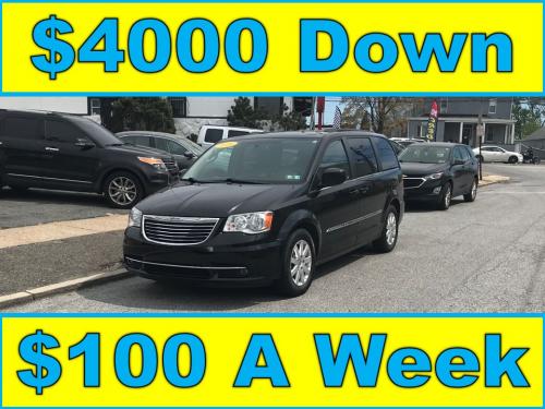 2016 Chrysler Town & Country Touring